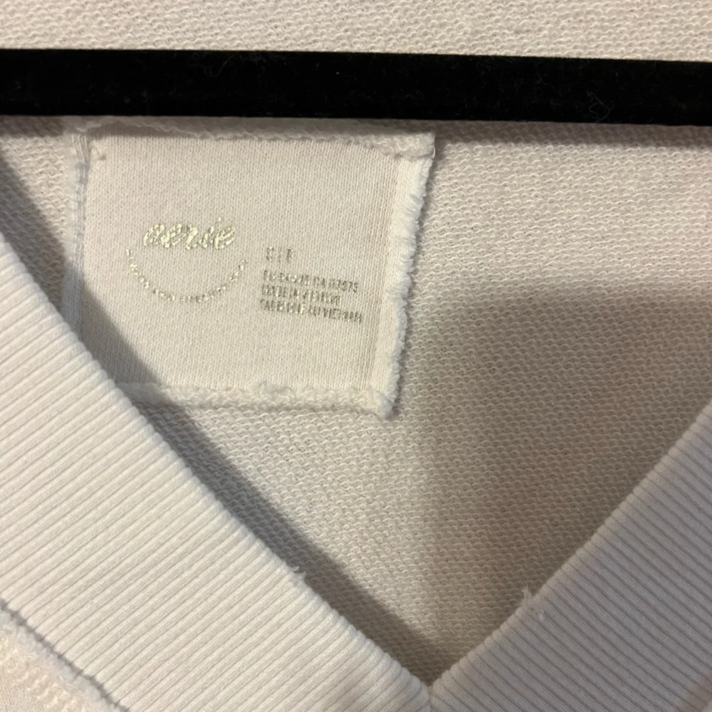 NWT aerie crewneck - Picture 3 of 5